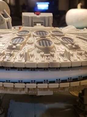 Millenium Falcon Galactic Heroes Used.